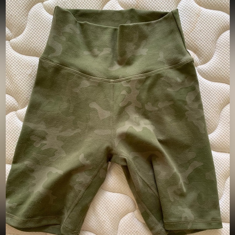 Ptula biker shorts